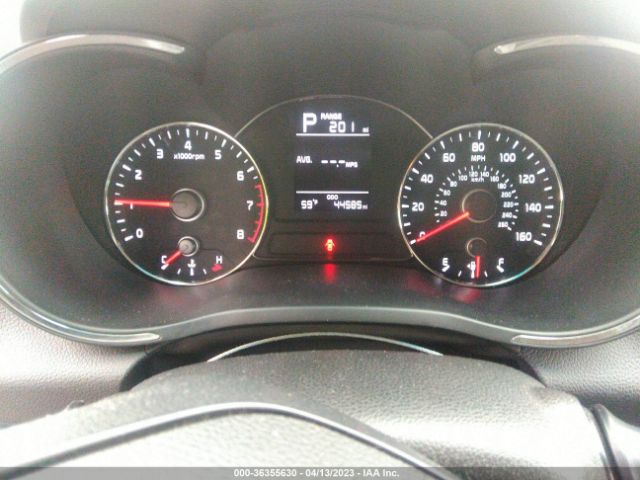 3KPFK4A75JE213333 KIA FORTE LX