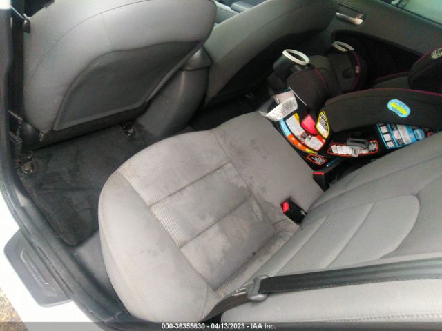 3KPFK4A75JE213333 KIA FORTE LX