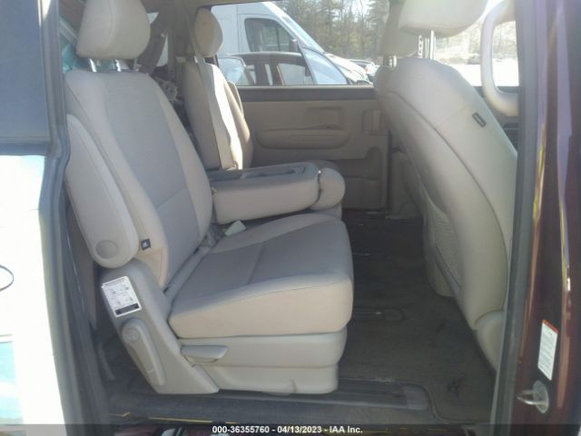 KNDMB5C11H6234203 KIA SEDONA LX