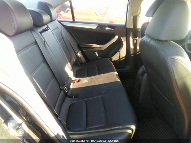 2013 VOLKSWAGEN JETTA SEDAN SE W/CONVENIENCE VIN: 3VWDX7AJ8DM415418