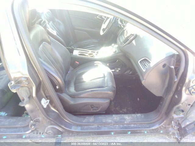 Chrysler 200 C 2015 1C3CCCCB4FN571929 Image 5
