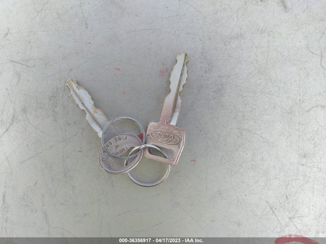 1986 FORD LTD CROWN VICTORIA VIN: 2FABP43F2GX115714