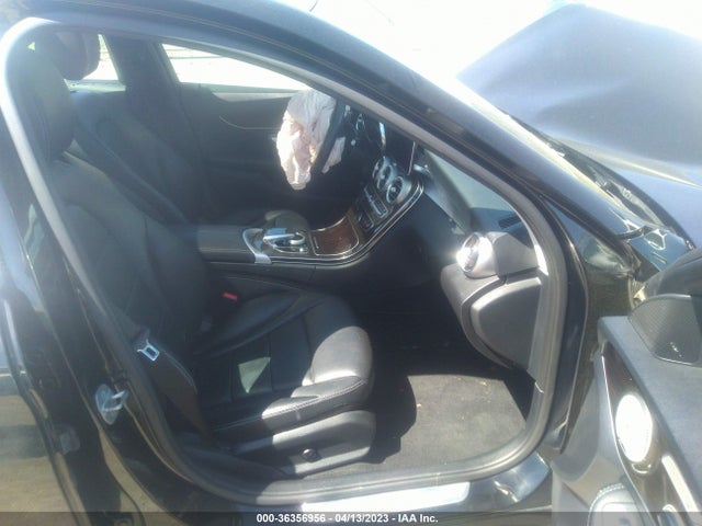2017 MERCEDES-BENZ C-CLASS C 300 VIN: 55SWF4KB7HU227924