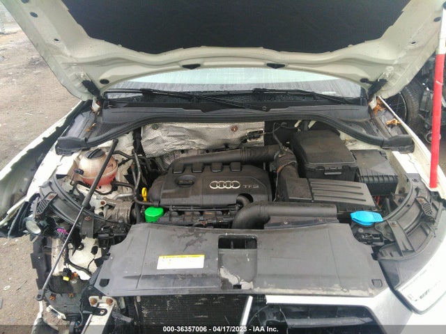 WA1JCCFS7HR007423 Audi Q3 Premium Plus