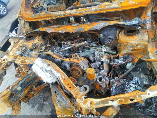 JF2SJAGC1JH599572 Subaru Forester Premium