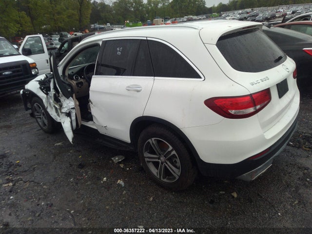 2016 MERCEDES-BENZ GLC GLC 300 VIN: WDC0G4KB4GF067106