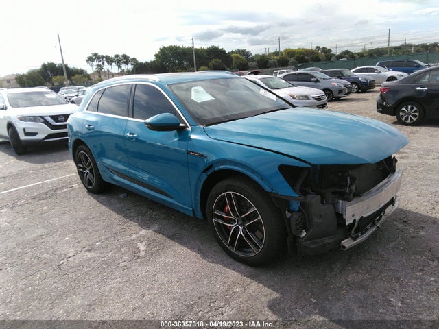 2019 Audi e-tron, VIN: WA1VAAGE7KB007555