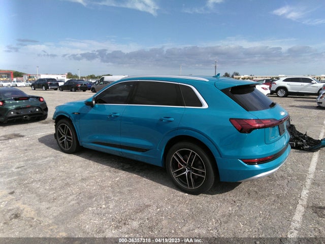 2019 Audi e-tron, VIN: WA1VAAGE7KB007555