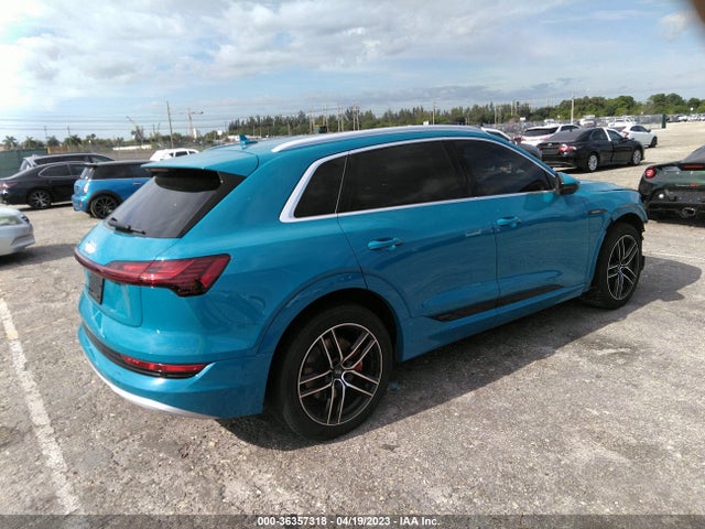 2019 Audi e-tron, VIN: WA1VAAGE7KB007555