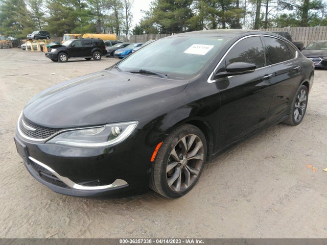 Chrysler 200 C 2015 1C3CCCCG1FN673295 Image 2