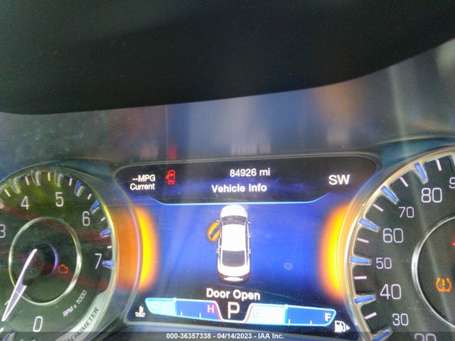 Chrysler 200 C 2015 1C3CCCCG1FN673295 Image 7