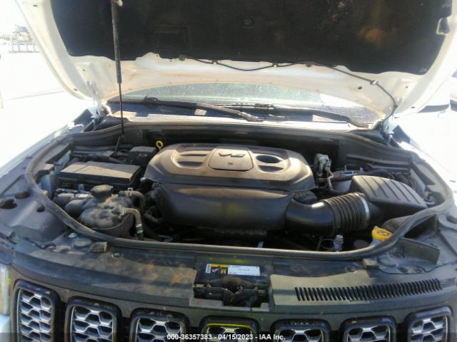 1C4RJEAG2KC832647 Jeep Grand Cherokee Altitude