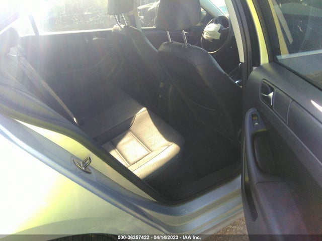 2011 VOLKSWAGEN JETTA SEDAN SE VIN: 3VWDX7AJXBM379969