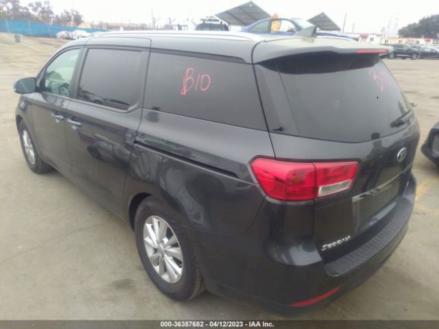 KNDMB5C16H6338332 KIA SEDONA LX