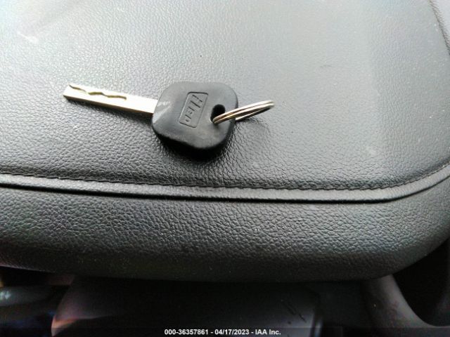 1GKS2GKC6FR209657 GMC Yukon Xl Sle