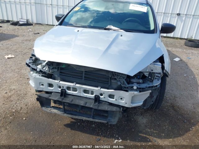 1FADP3E26JL210696 Ford FOCUS S