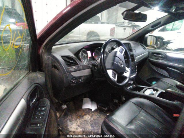 2C4RDGEG8KR670284 Dodge Grand Caravan Gt
