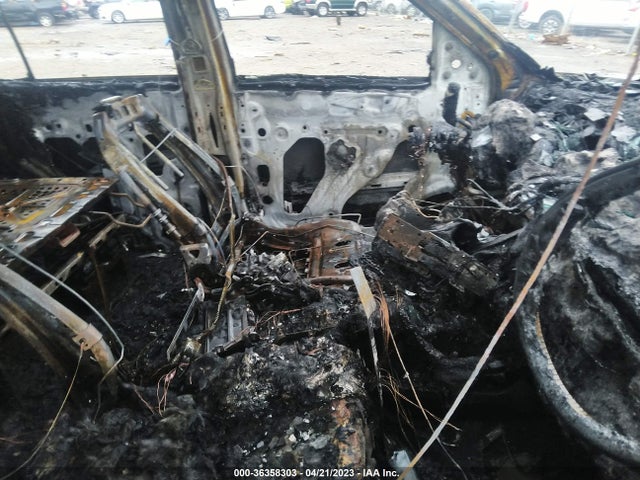 Chevrolet Tahoe Lt 2018 1GNSKBKC8JR115455 Image 5