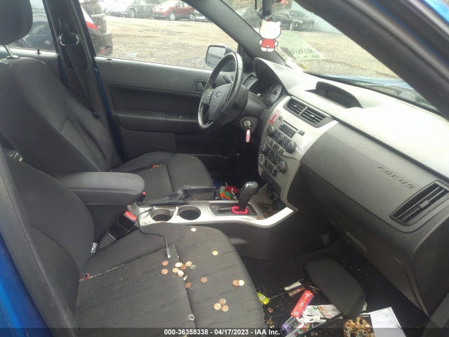 2011 FORD FOCUS SE VIN: 1FAHP3FN5BW199717