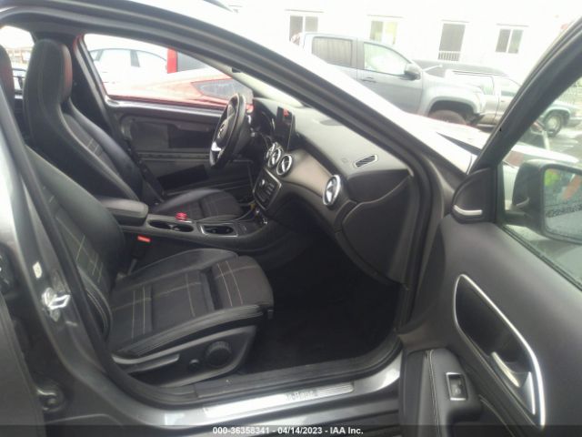 WDCTG4EB5HJ285109 Mercedes-Benz Gla Gla 250