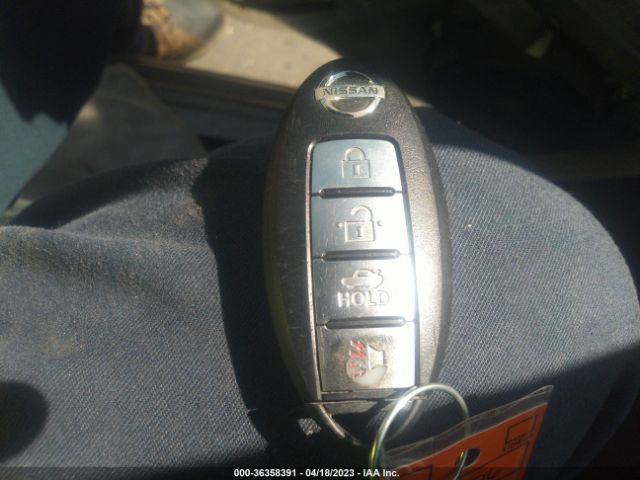 3N1AB7AP7HY406977 Nissan SENTRA SV
