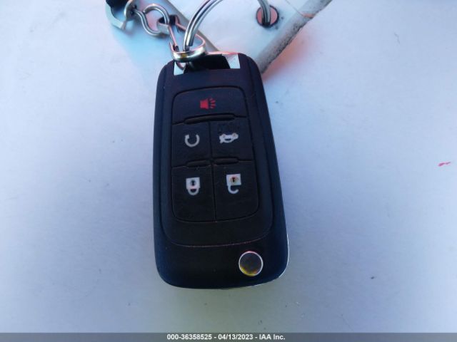 2G4GT5GX3G9201747 Buick Regal Premium Ii