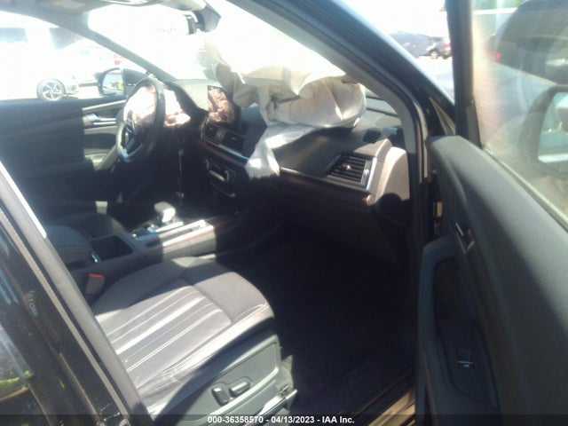 WA1BAAFY8M2089586 Audi Q5 Premium Plus
