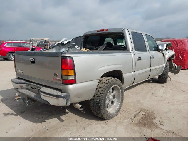 2005 GMC SIERRA 1500 SLE VIN: 2GTEC13T251306606
