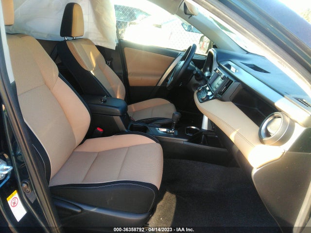 Toyota Rav4 Xle 2017 JTMWFREV8HJ105862 Image 6