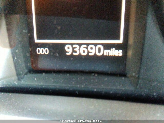Toyota Rav4 Xle 2017 JTMWFREV8HJ105862 Image 8