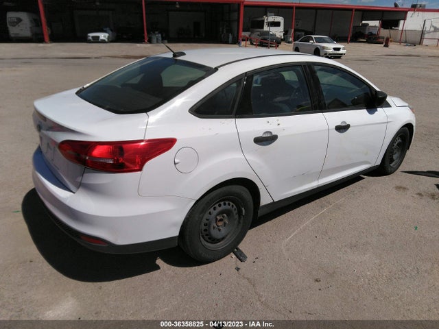 2016 FORD FOCUS S VIN: 1FADP3E24GL226324