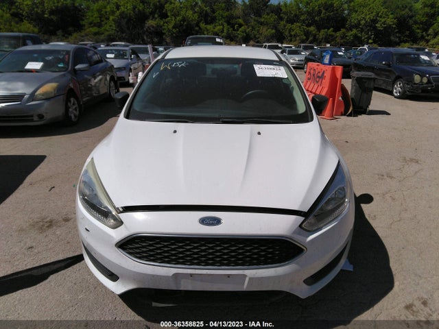 2016 FORD FOCUS S VIN: 1FADP3E24GL226324