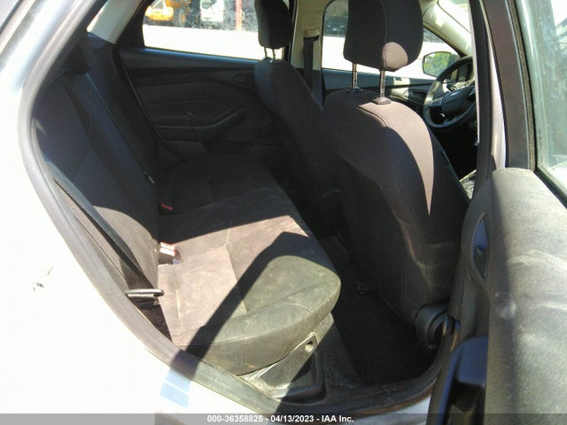 2016 FORD FOCUS S VIN: 1FADP3E24GL226324