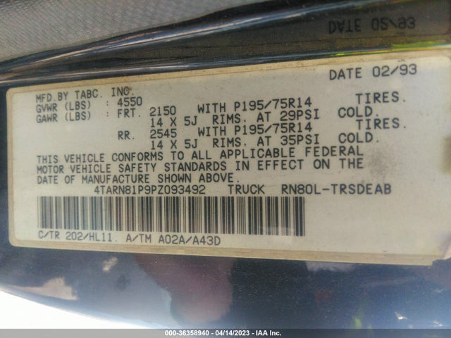 1993 TOYOTA PICKUP 1/2 TON SHORT WHLBSE DX VIN: 4TARN81P9PZ093492
