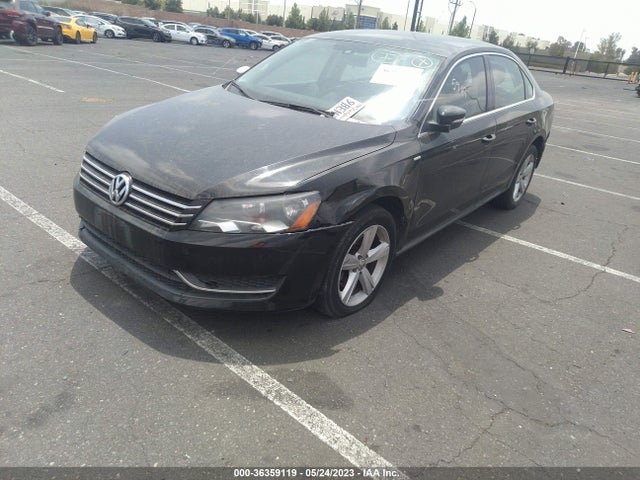 1VWAT7A30EC059064 Volkswagen Passat Wolfsburg Ed