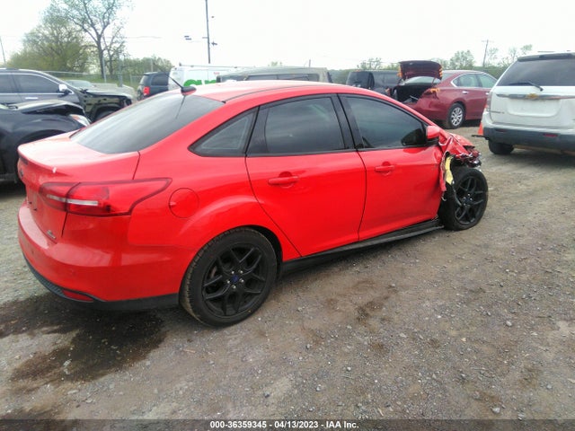 Ford FOCUS SE 2016 1FADP3F23GL231299 Image 4