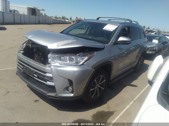 Toyota Highlander Xle/se 2017 5TDJZRFH9HS474050 Image 2