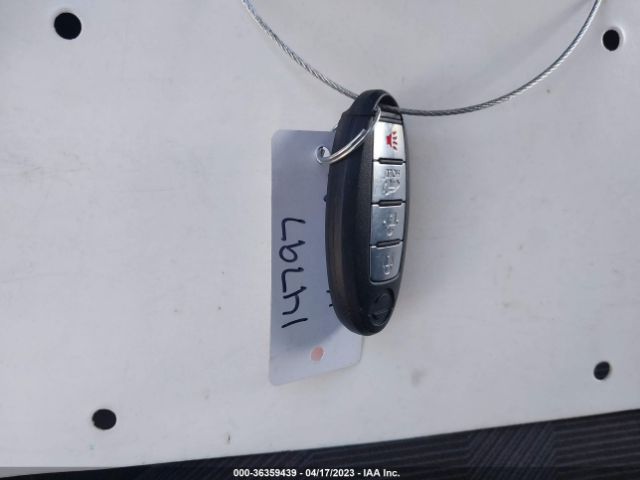 KNMAT2MT4FP559630 Nissan ROGUE SV