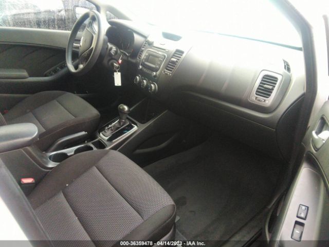 3KPFK4A70JE222358 KIA FORTE LX