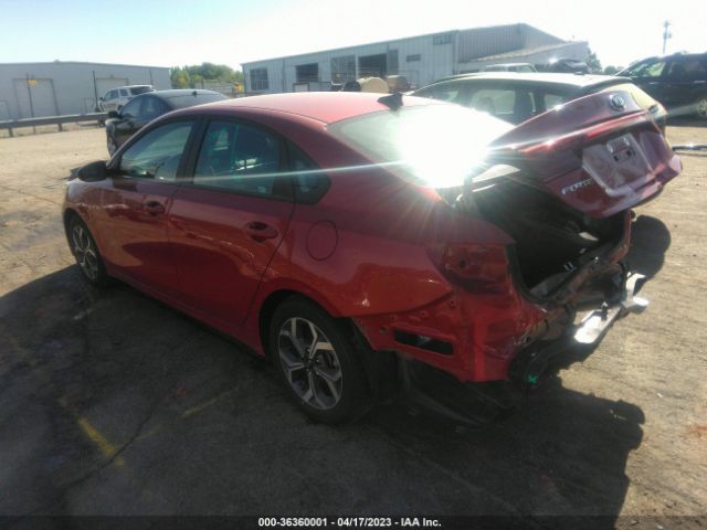 3KPF24AD8ME383244 KIA Forte Lxs