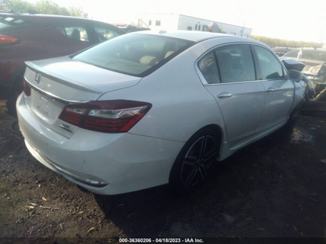 1HGCR3F92HA030067 Honda Accord Sedan Touring