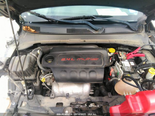 3C4NJCBB8JT411198 Jeep Compass Latitude