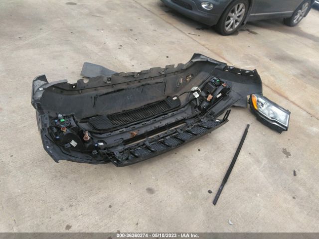 3C4NJCBB8JT411198 Jeep Compass Latitude