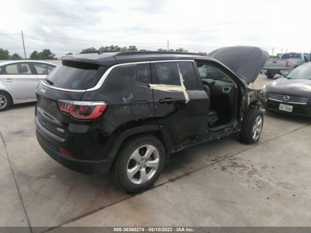 3C4NJCBB8JT411198 Jeep Compass Latitude