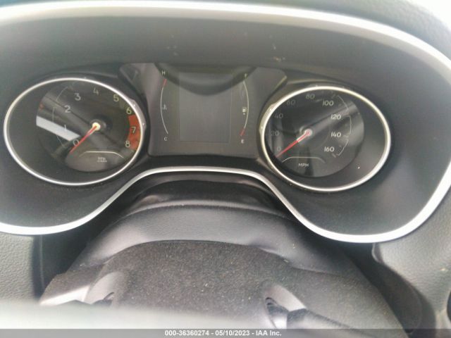 3C4NJCBB8JT411198 Jeep Compass Latitude