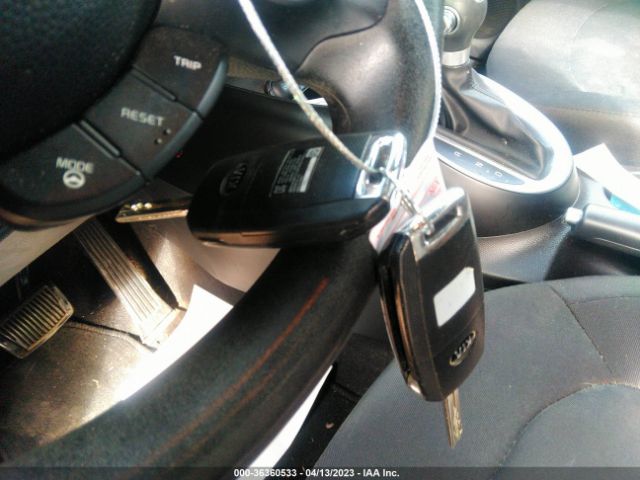 KNDJN2A26F7781518 KIA Soul Base