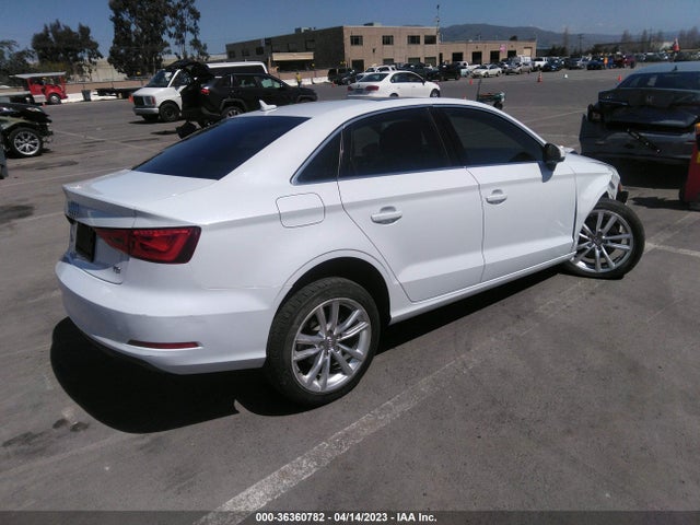 WAUAJGFFXF1033187 Audi A3 2.0 Tdi Premium