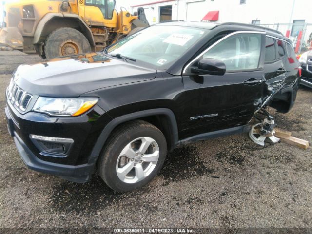 3C4NJDBB6JT185152 Jeep Compass Latitude
