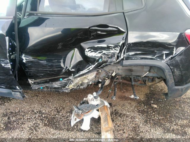3C4NJDBB6JT185152 Jeep Compass Latitude