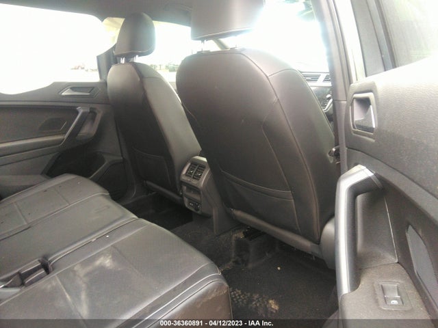 3VV2B7AX1MM033505 Volkswagen Tiguan Se/se R-line Black/sel